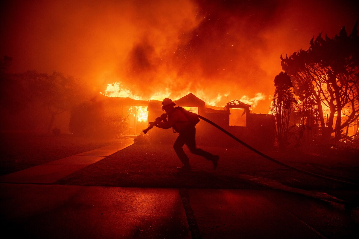 ギャラリー：LA山火事、想像を絶する光景をとらえた写真15点