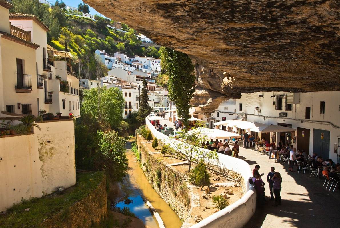 スペインの村落風景 ギャラリー：いつか訪れたいスペイン南部「白い村」プエブロ・ブランコ