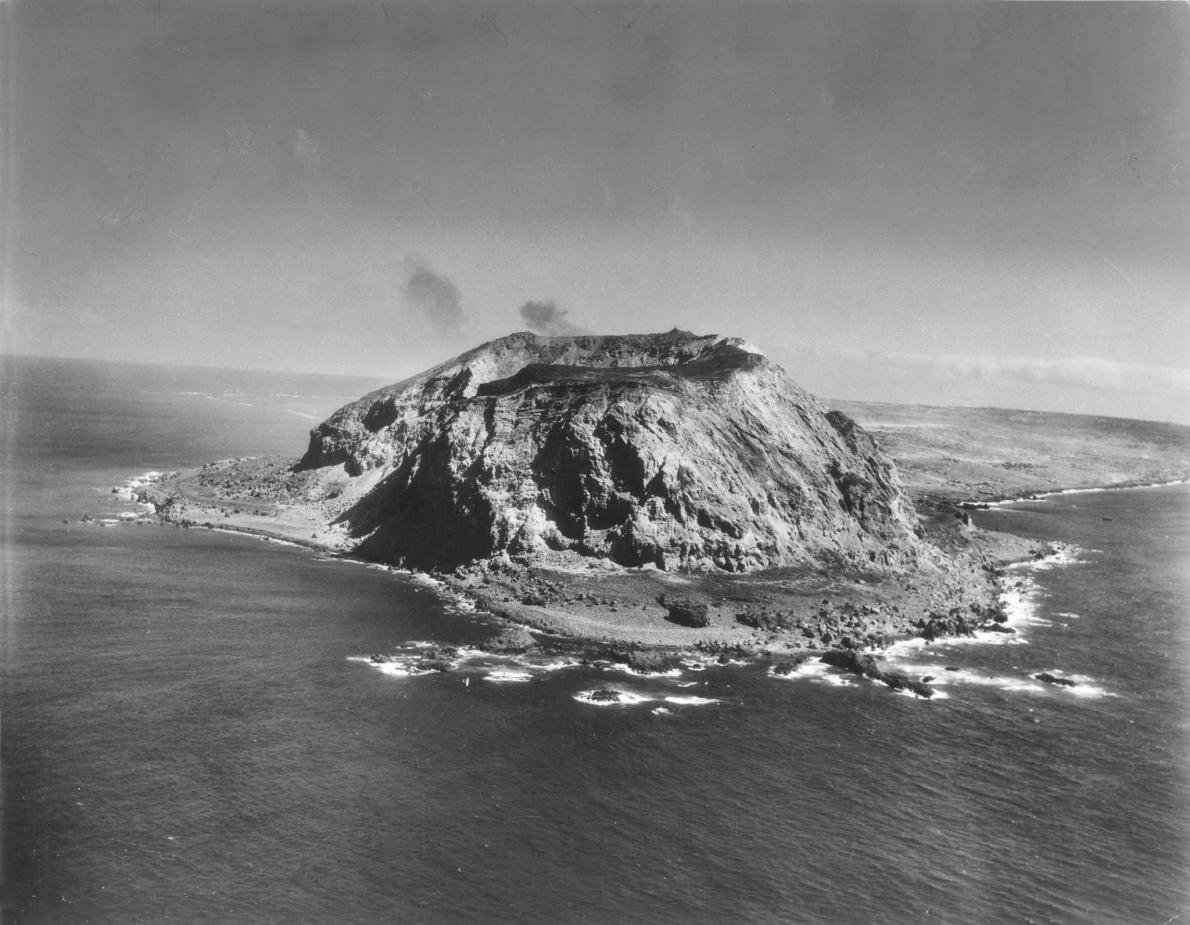 ギャラリー：硫黄島、摺鉢山に米国旗を掲げた兵士たち 写真6点