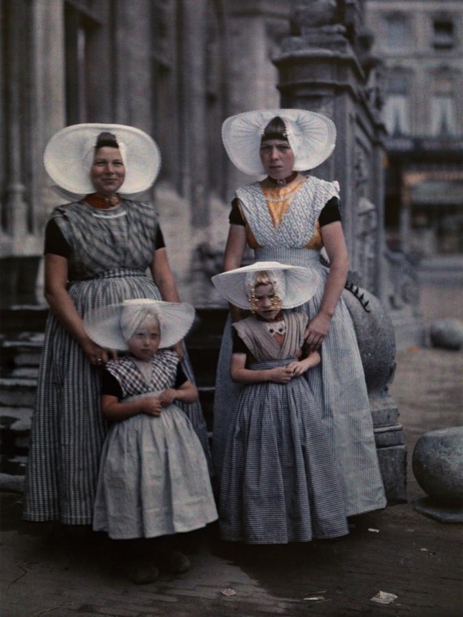 ギャラリー 100年前の写真で見る世界の民族衣装 帽子をかぶる人々 写真45点 ナショナルジオグラフィック日本版サイト ギャラリー 100年前の写真で見る世界の民族衣装 帽子をかぶる人々 写真45点 ナショナルジオグラフィック日本版サイト