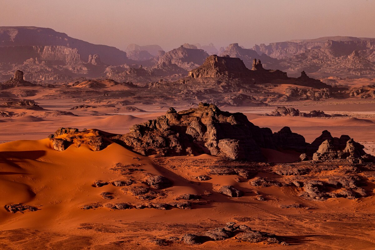 ギャラリー：世界遺産タッシリ・ナジェール、奇岩の絶景と古代の岩絵群 写真18点 | ナショナルジオグラフィック日本版サイト