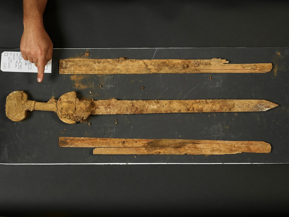 ギャラリー：古代ローマ時代の剣を4本発見、驚異の保存状態、死海の