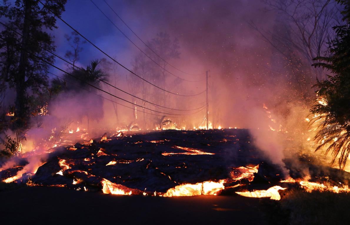 ギャラリー 流れるマグマ 立ち昇る噴煙 荒ぶる地球の迫力を実感 世界の活火山 写真13点 ナショナルジオグラフィック日本版サイト