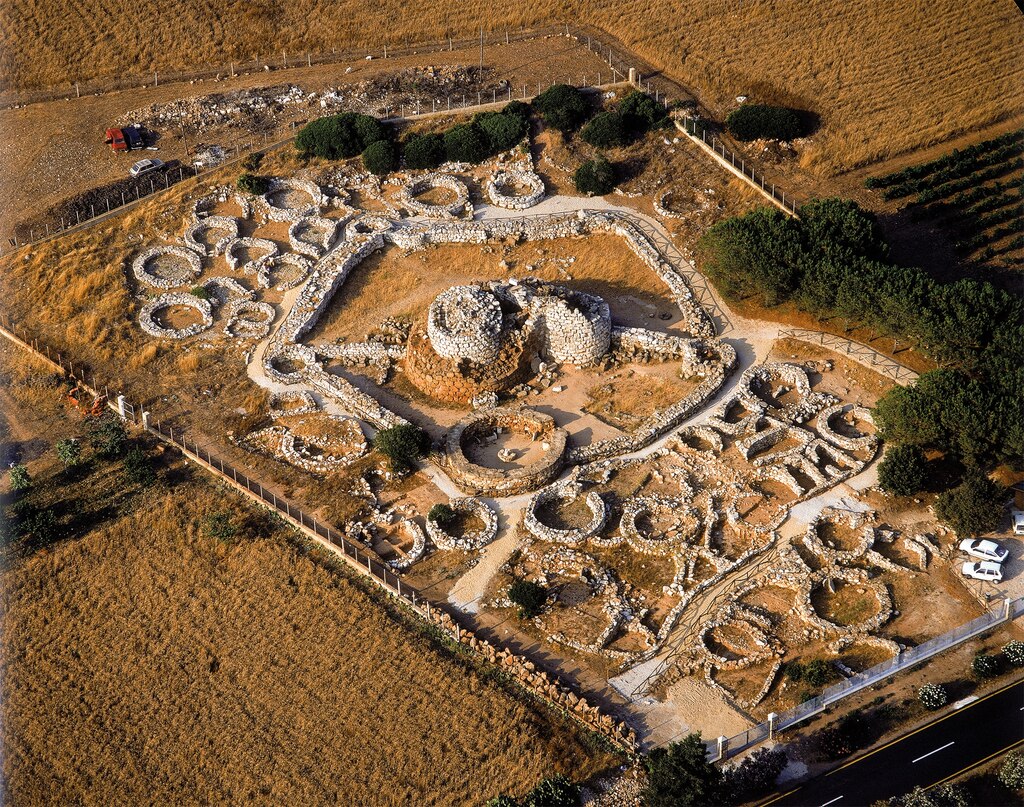 猿　石造　何処の国の遺跡から？ 猿石（さるいし） - 愛しきものたち