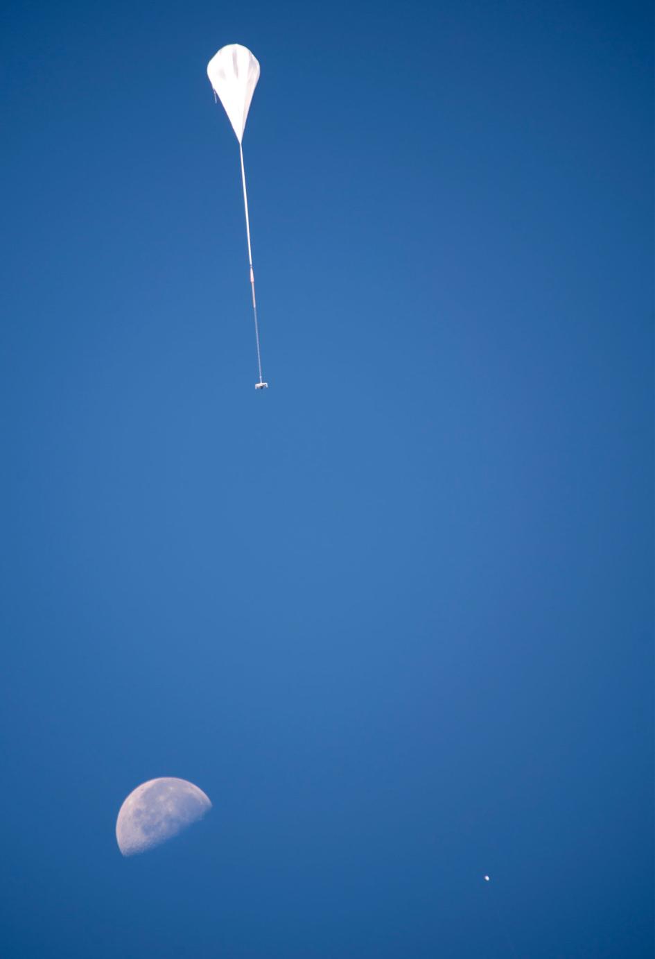 今週の宇宙画像：火星にガラス、豪雨のもとほか | ナショナル ジオ