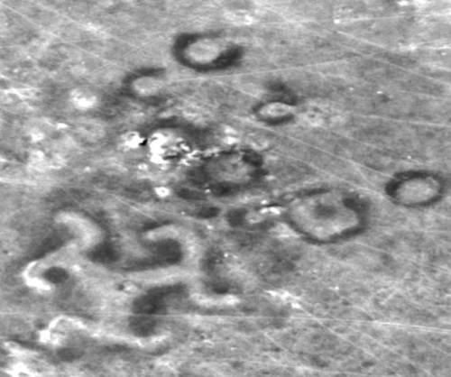 カザフスタンに謎の地上絵 Nasaが撮影 ナショナルジオグラフィック日本版サイト