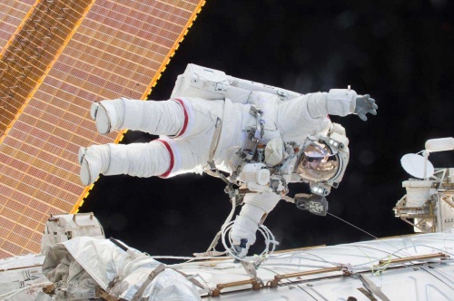 宇宙飛行士の視覚障害の謎解明か 障害は不可避 ナショナルジオグラフィック日本版サイト 宇宙飛行士の視覚障害の謎解明か 障害は不可避 ナショナルジオグラフィック日本版サイト