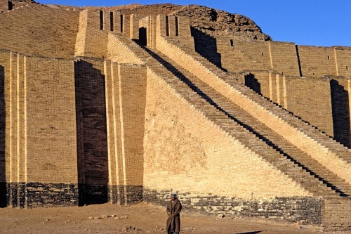 最古の国際都市ウル 50年ぶり発掘再開 ナショナルジオグラフィック日本版サイト 最古の国際都市ウル 50年ぶり発掘再開 ナショナルジオグラフィック日本版サイト