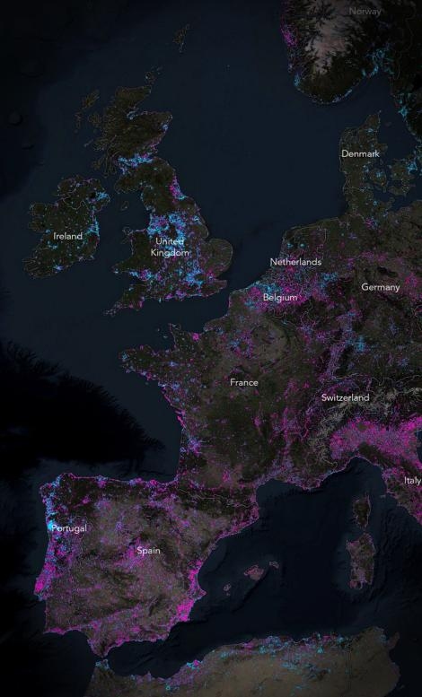 宇宙から見た夜の地球 4年でこれだけ変化した ナショナルジオグラフィック日本版サイト