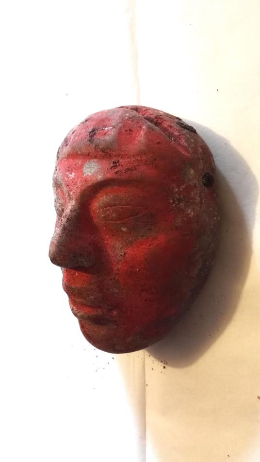 古代マヤ文明の王か 赤い遺骨と翡翠の面を発見 ナショナルジオグラフィック日本版サイト