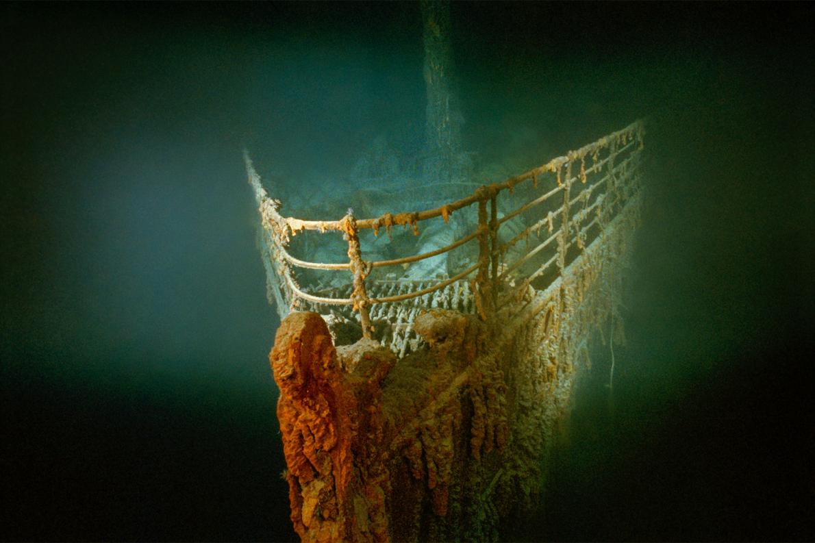 タイタニック号の悲劇を象徴する電信機 深海ロボットで回収 ナショナルジオグラフィック日本版サイト
