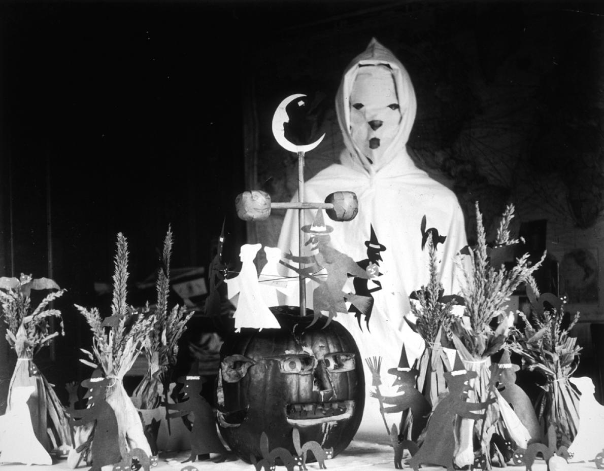 ギャラリー：100年前のハロウィン　写真7点（写真クリックでギャラリーへ）