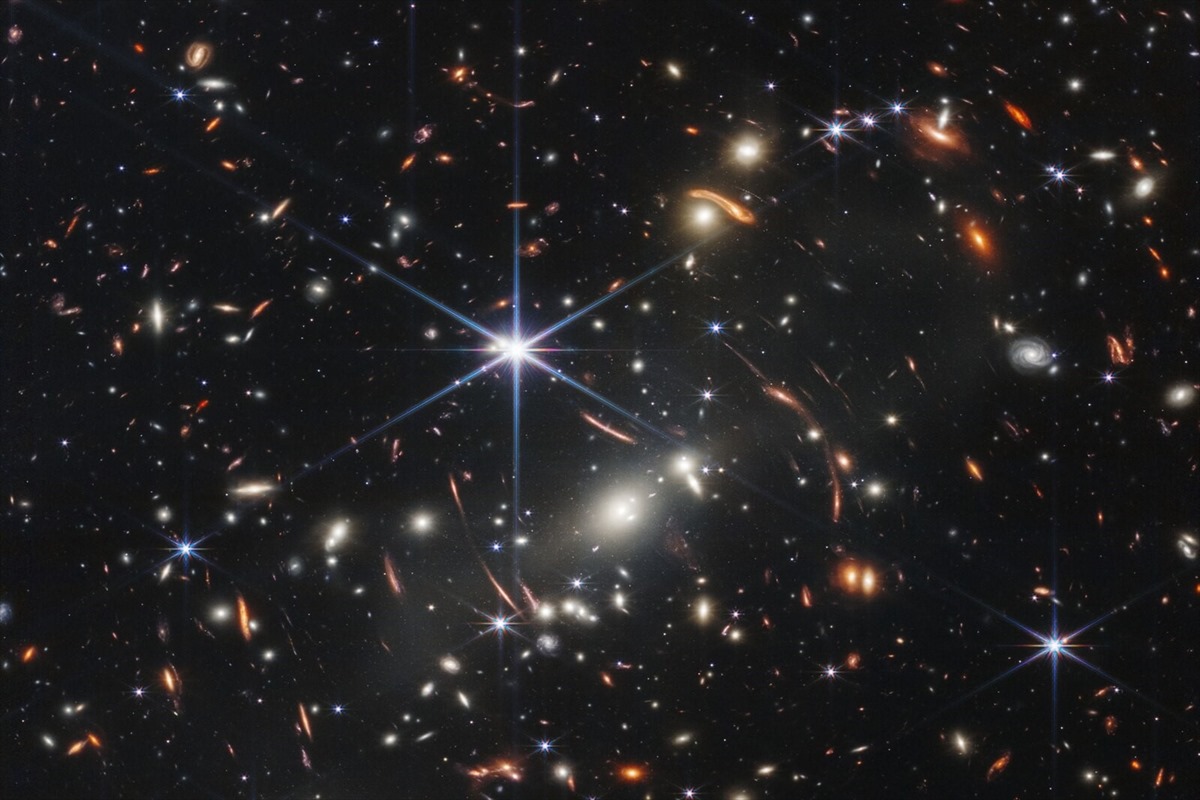 20年間の活躍が楽しみな初画像、ジェームズ・ウェッブ宇宙望遠鏡