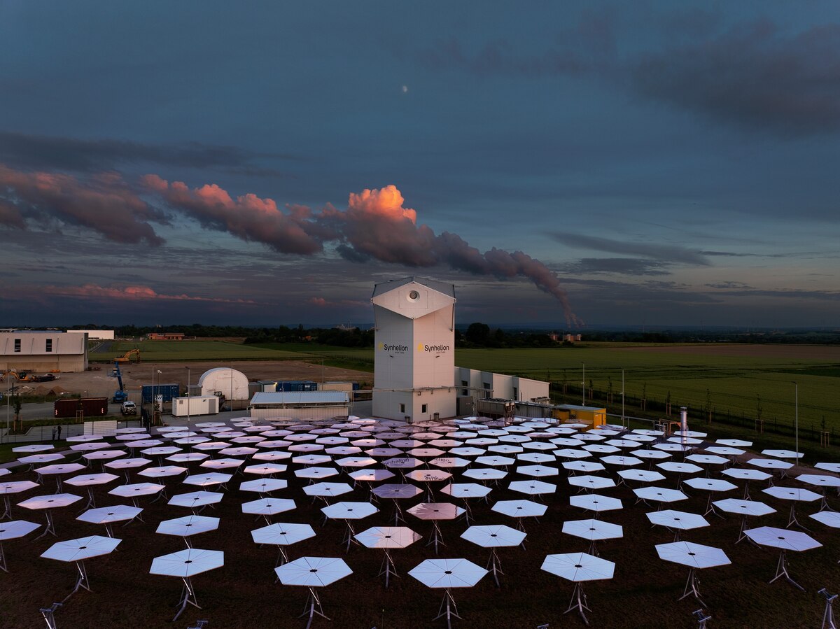 ドイツ、デュッセルドルフ郊外に建設されたDAWNの施設。 （Photographs by Davide Monteleone）