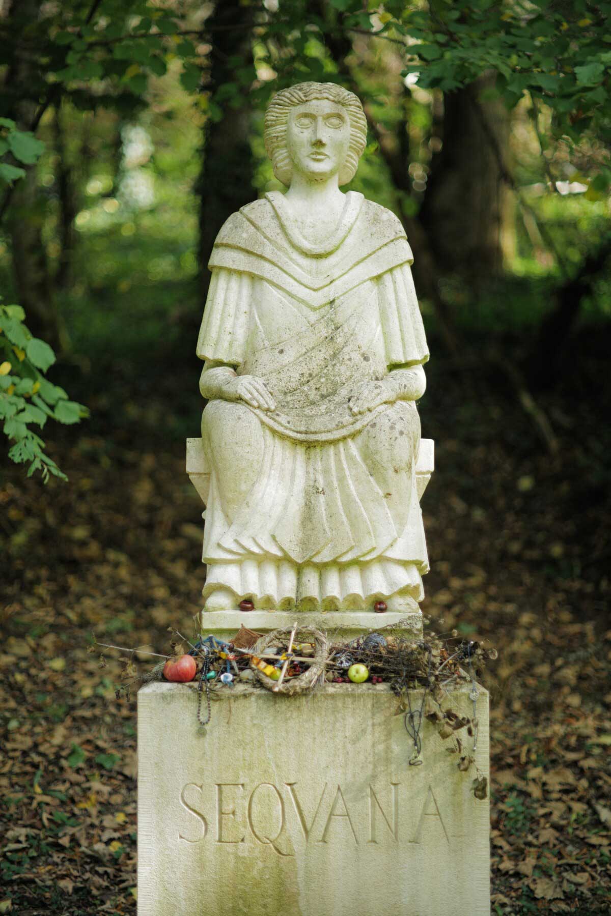 セーヌ川」の由来 ガロ・ローマ時代に舞い降りた女神セクアナ