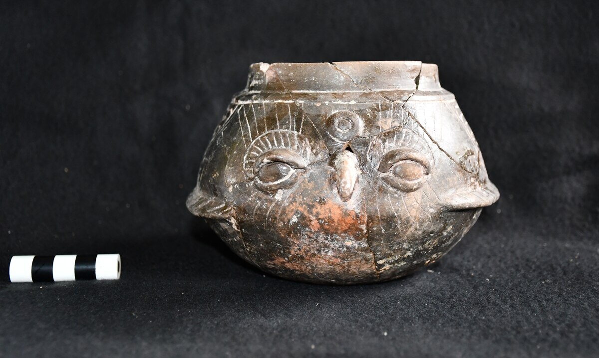 1700年前のマヤ王族の墓と宝を発見、伝説のカラコル初代の王か