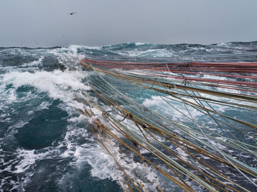 海 の カニ 漁 ベーリング 超危険な一攫千金仕事の、極寒のベーリング海でのカニ漁解説